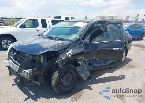 2014 Nissan Versa 1.6 Sv z USA, uszkodzony, nr VIN 3N1CN7APXEL824944